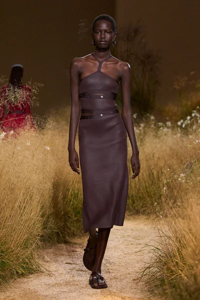Look 60